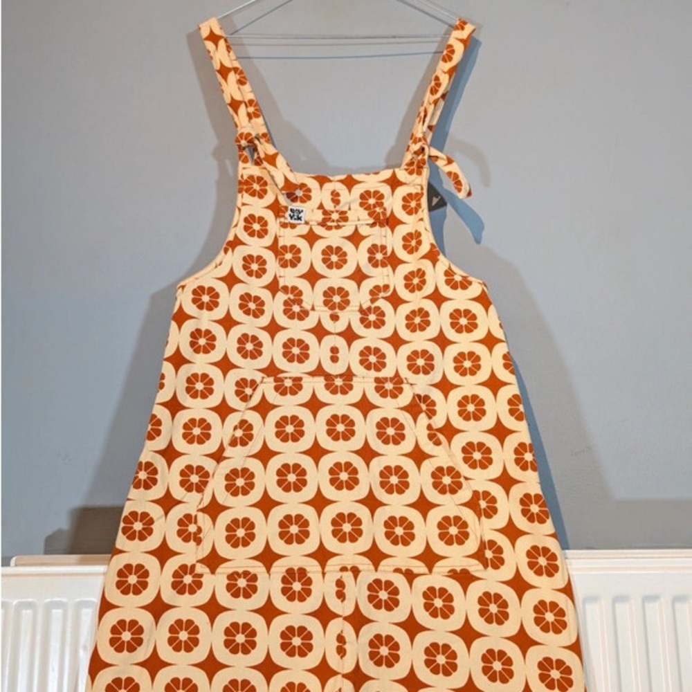 Retro Orange and Cream Clemence Print